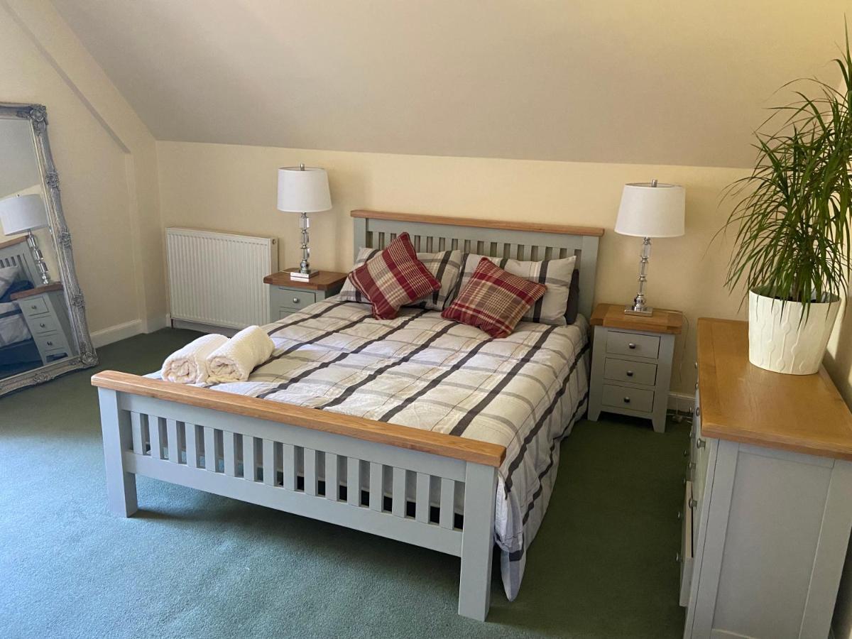 Fabulous 2 Bedroom House Just Outside Edinburgh Auchendinny Bagian luar foto